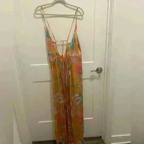 MAJORELLE Cubano Maxi Dress size small - Picture 3 of 4